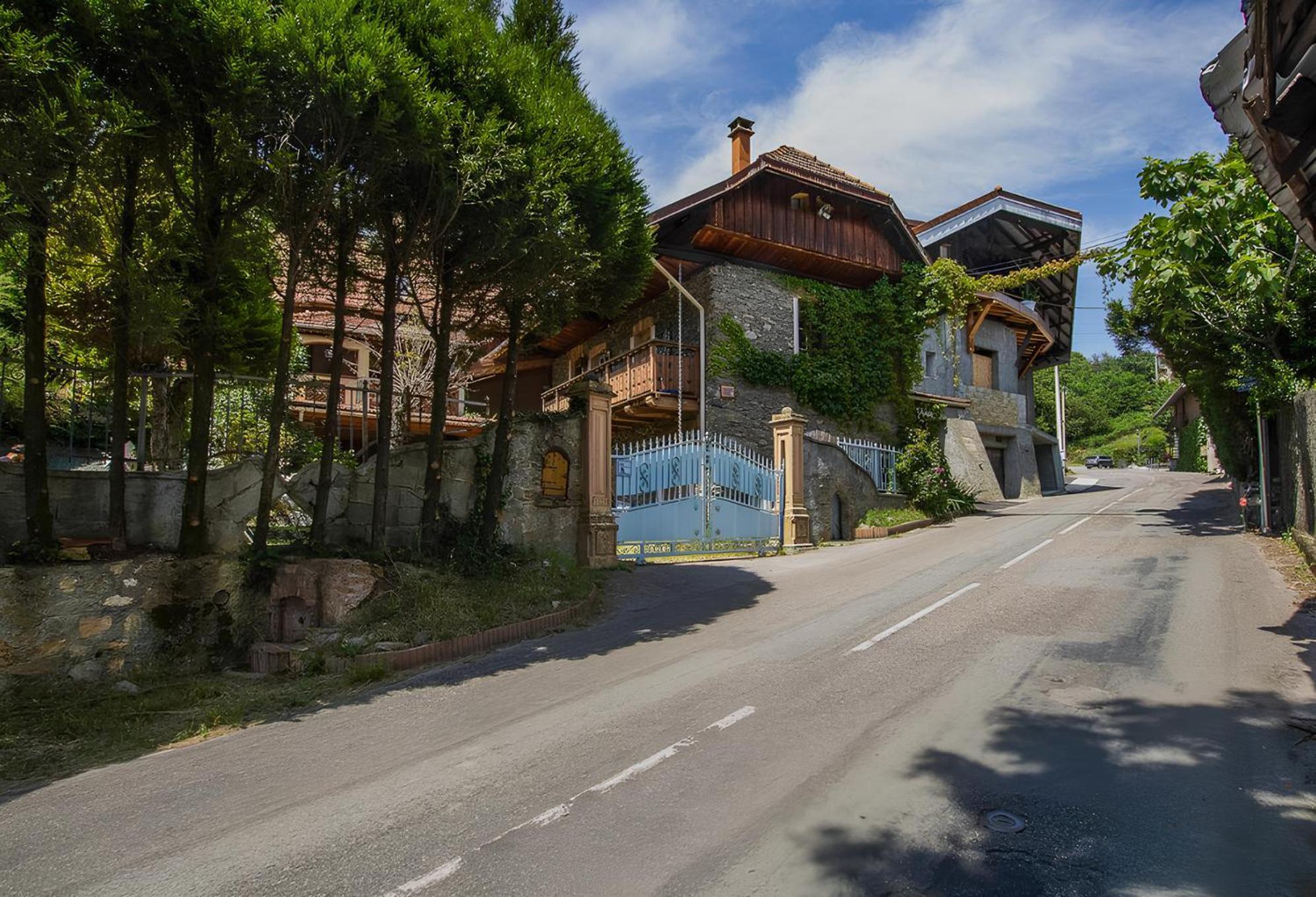 Beau Duplex 54M2, Classe 3 Etoiles Et Label "Gite De France" 5Min Centre, 15Min Gare Climatisation, Calme, 2 Chambres, Netflix Wifi, Tv 140Cms, Parking, Boite A Cles Arrivee Tardive - Gites La Tarine - アルベールヴィル エクステリア 写真